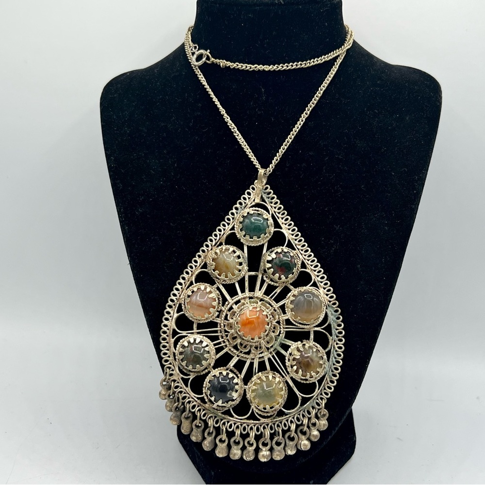 Huge chunky vintage silver tone pendant necklace 22” chain gemstones - Picture 7 of 11